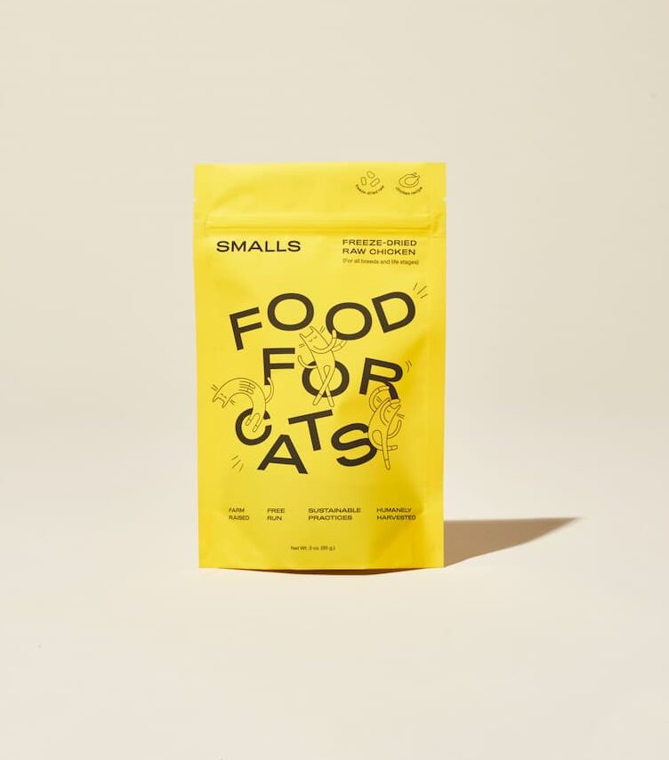 Smalls freeze-dried chicken food for cats