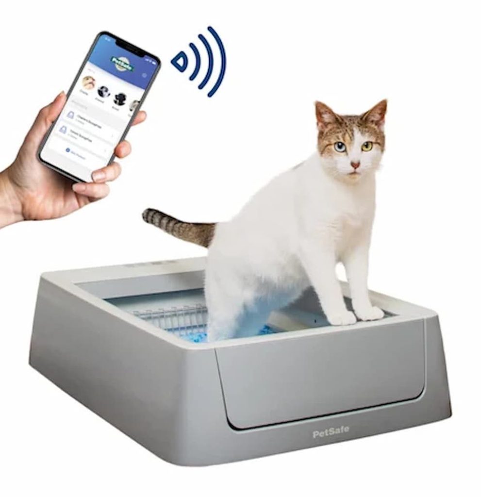 https://www.vetstreet.com/wp-content/uploads/2023/05/ScoopFree-by-PetSafe-Smart-Self-Cleaning-Cat-Litter-Box-1-991x1024-1.jpg