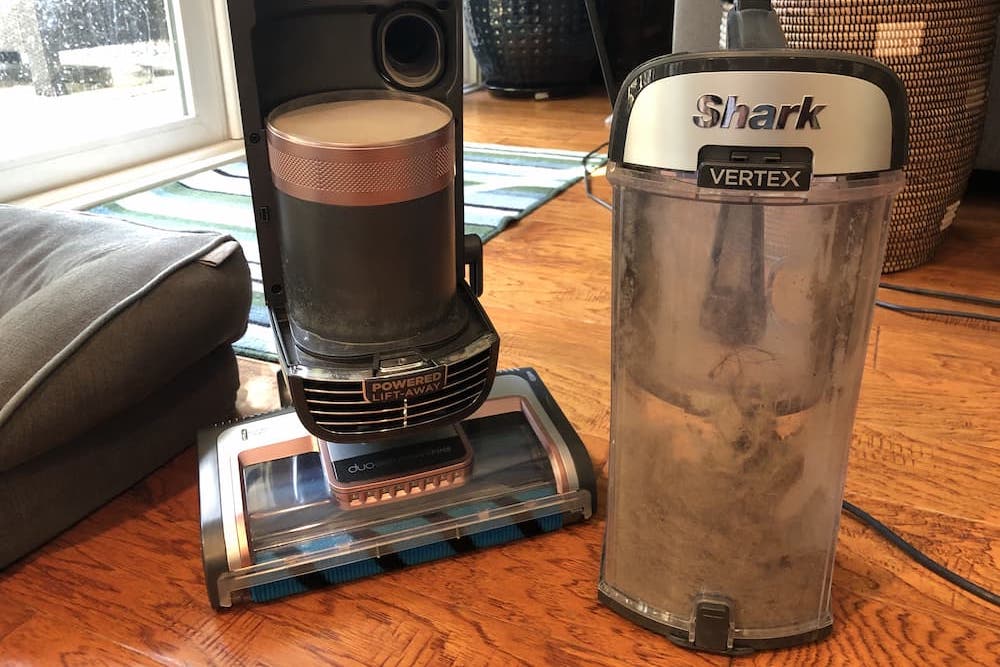 Close up of pet hair in Shark Vertex vacuum holder